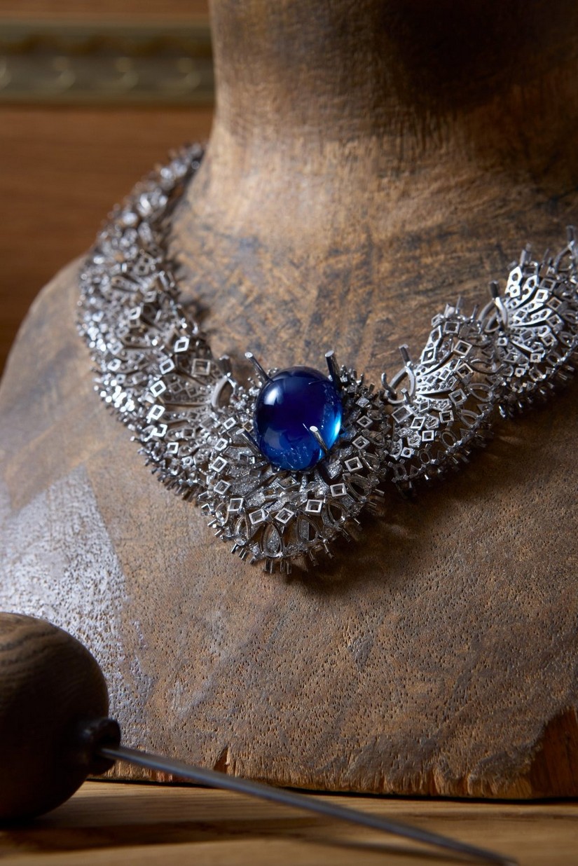 colar Cartier En Equilibre